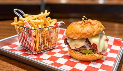 Cheese burger with french fries